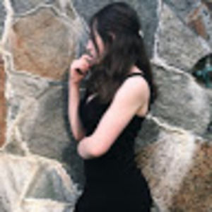 Meet your Posher, Alexandra